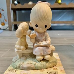 Precious Moments "Loving is Sharing" Retired 2003
